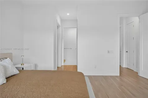5999 E Brookfield Circle E Hollywood FL 33312