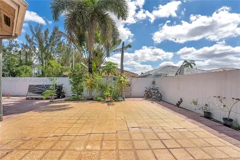 1173 NW 135th Court Miami FL 33182