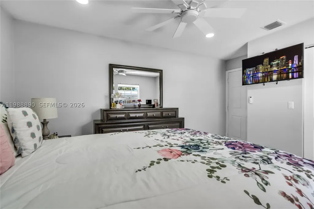 17075 Orange Grove Boulevard Loxahatchee FL 33470