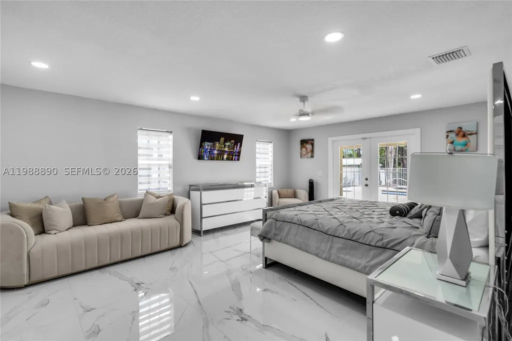 17075 Orange Grove Boulevard Loxahatchee FL 33470