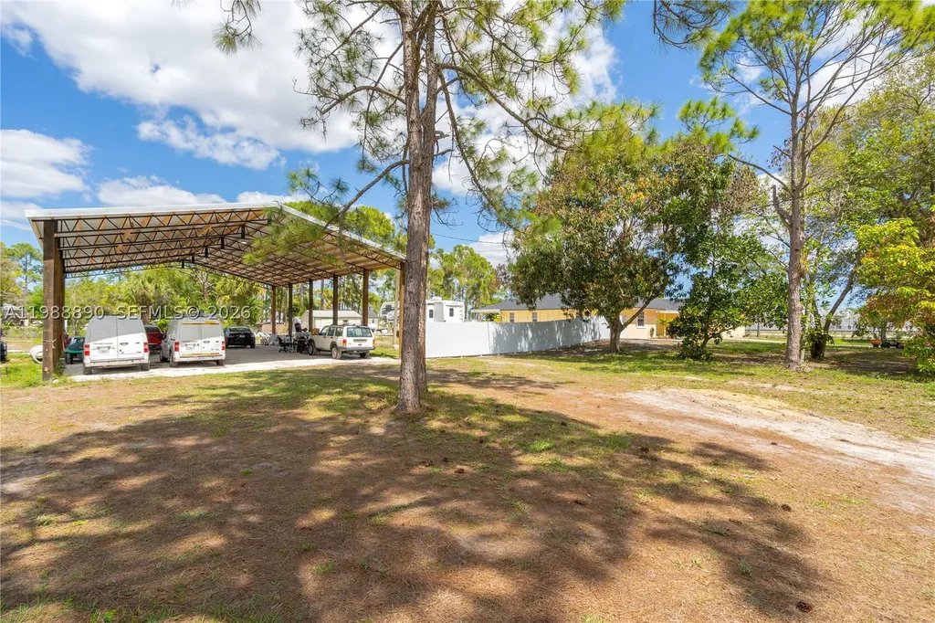 17075 Orange Grove Boulevard Loxahatchee FL 33470