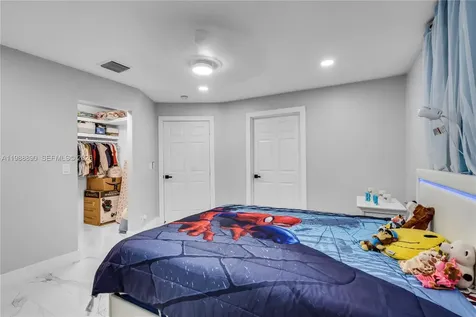17075 Orange Grove Boulevard Loxahatchee FL 33470
