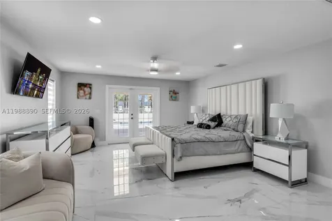 17075 Orange Grove Boulevard Loxahatchee FL 33470