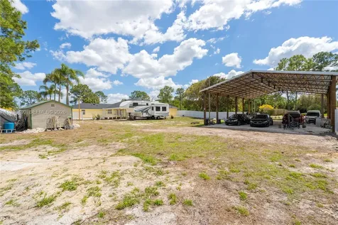 17075 Orange Grove Boulevard Loxahatchee FL 33470