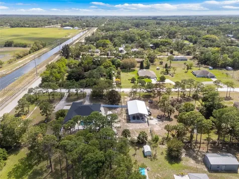17075 Orange Grove Boulevard Loxahatchee FL 33470