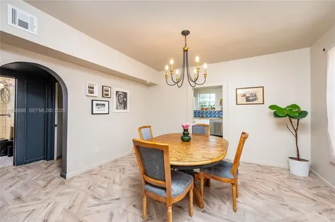 1844 NW 47th Street Miami FL 33142