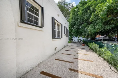 1844 NW 47th Street Miami FL 33142