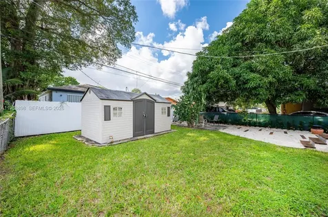 1844 NW 47th Street Miami FL 33142