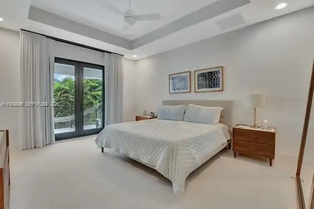 8514 Apple Falls Lane Boca Raton FL 33496
