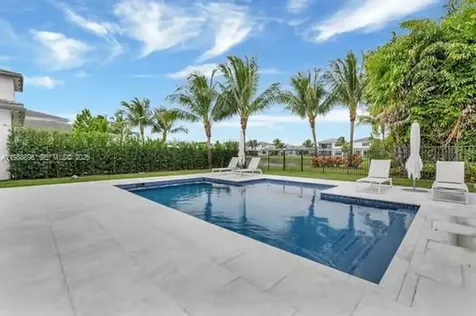 8514 Apple Falls Lane Boca Raton FL 33496