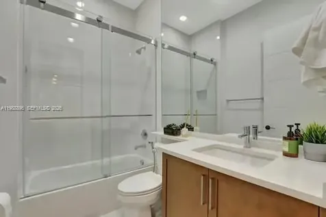 8514 Apple Falls Lane Boca Raton FL 33496