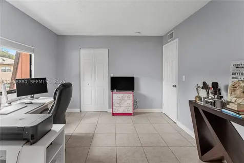 2260 NW 59th Way Lauderhill FL 33313