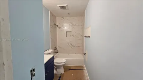 2260 NW 59th Way Lauderhill FL 33313