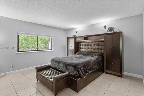 2260 NW 59th Way Lauderhill FL 33313