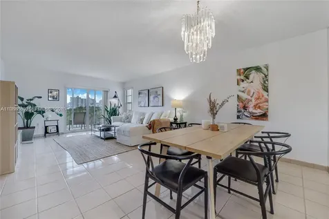 2455 Flamingo Drive Miami Beach FL 33140