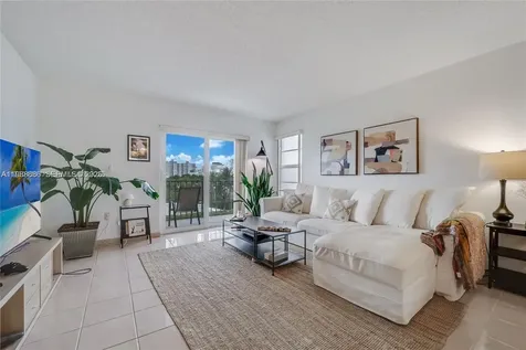 2455 Flamingo Drive Miami Beach FL 33140