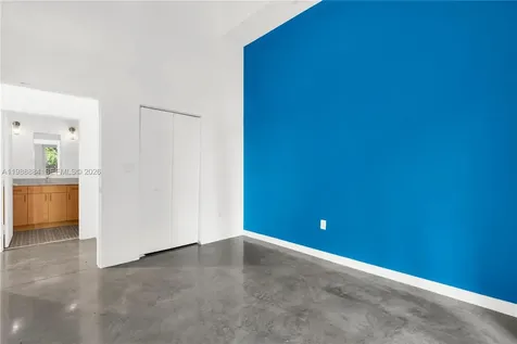 761 NW 1st Street Miami FL 33128