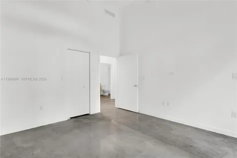 761 NW 1st Street Miami FL 33128