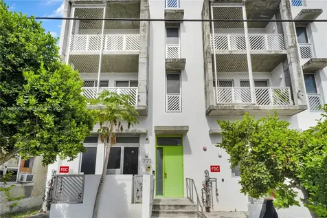 761 NW 1st Street Miami FL 33128