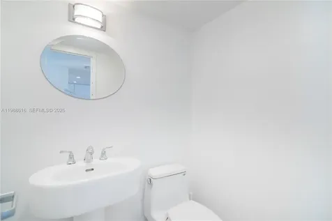 1800 Collins Avenue Miami Beach FL 33139
