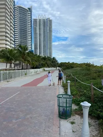 6039 Collins Avenue Miami Beach FL 33140