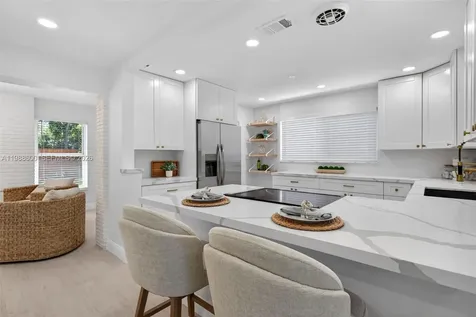 370 NW 48th Court Oakland Park FL 33309