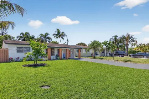 370 NW 48th Court Oakland Park FL 33309