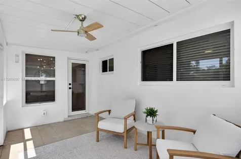 370 NW 48th Court Oakland Park FL 33309