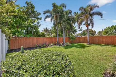 370 NW 48th Court Oakland Park FL 33309