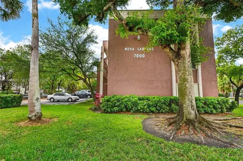 7000 Nova Drive Davie FL 33317