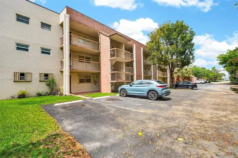 7000 Nova Drive Davie FL 33317