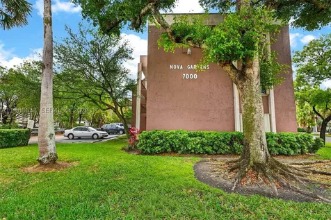 7000 Nova Drive Davie FL 33317