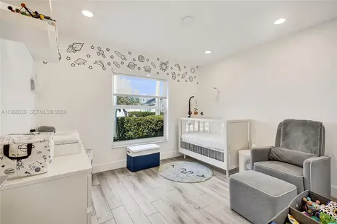 4928 SW 33rd Way Hollywood FL 33312