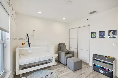 4928 SW 33rd Way Hollywood FL 33312