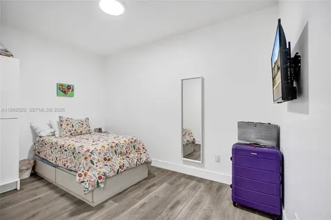 4928 SW 33rd Way Hollywood FL 33312