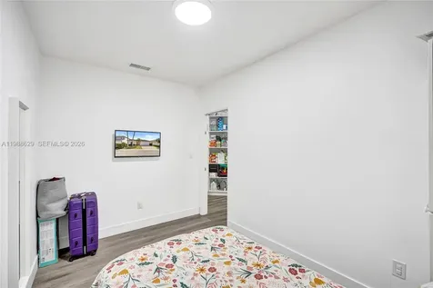 4928 SW 33rd Way Hollywood FL 33312