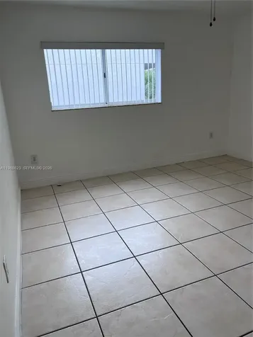 2750 W 76th Street Hialeah FL 33016