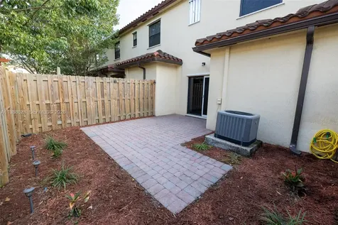 3213 SE 6th Street Homestead FL 33033