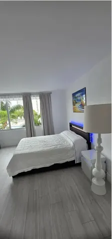 1000 West Avenue Miami Beach FL 33139