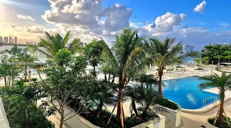 1000 West Avenue Miami Beach FL 33139
