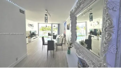 1000 West Avenue Miami Beach FL 33139