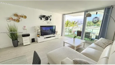 1000 West Avenue Miami Beach FL 33139