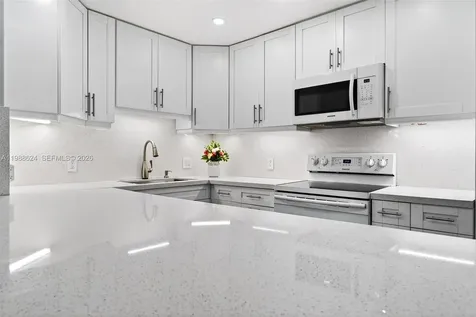 1301 SW 134th Way Pembroke Pines FL 33027