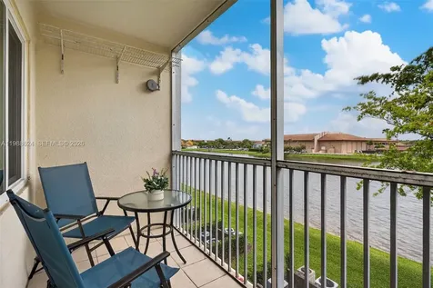 1301 SW 134th Way Pembroke Pines FL 33027
