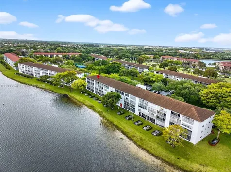 1301 SW 134th Way Pembroke Pines FL 33027