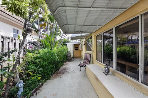 1004 Mandarin Isle Fort Lauderdale FL 33315