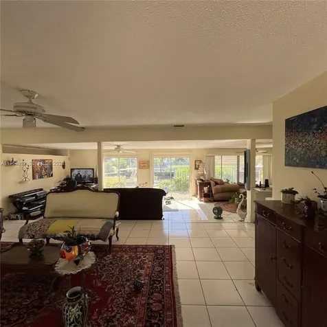 1004 Mandarin Isle Fort Lauderdale FL 33315