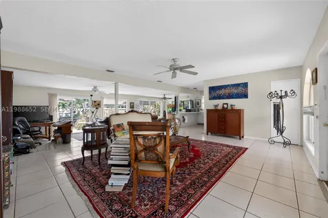 1004 Mandarin Isle Fort Lauderdale FL 33315