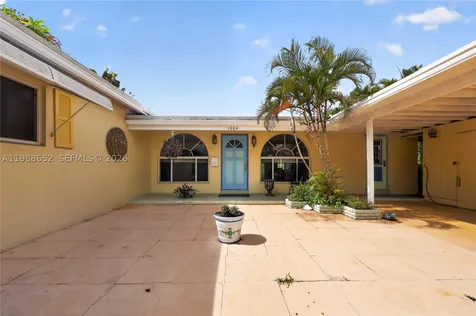 1004 Mandarin Isle Fort Lauderdale FL 33315