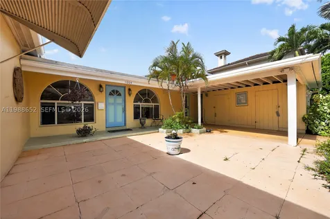 1004 Mandarin Isle Fort Lauderdale FL 33315